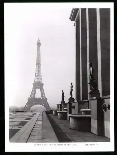 Fotografie Goursat, Ansicht Paris, La Tour Eiffel vue du Palais de Chaillot, Blick zum Eifelturm vom Chaillot-Palast