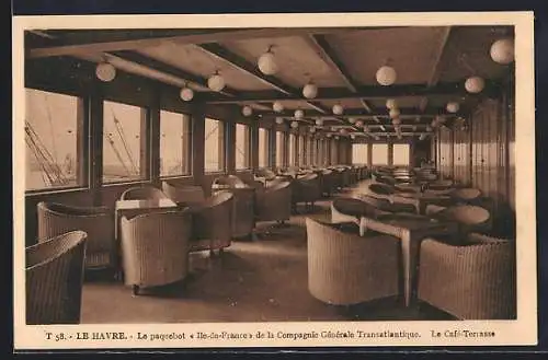 AK Le paquebot Ile-de-France de la Compagnie Générale Transatlantique, Le Café-Terrasse