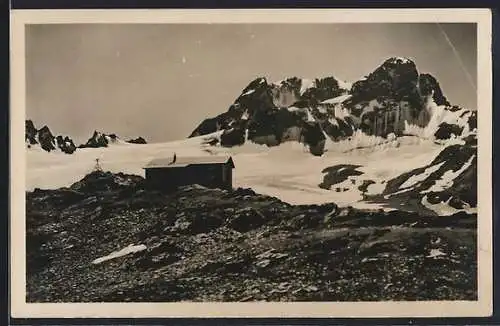 AK Keschhütte S. A. C., Berghütte mit Piz Kesch