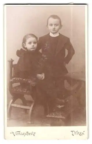 Fotografie D. Vollendorf, Düren, Oberstrasse 35, Zwei Kinder in eleganter Kleidung
