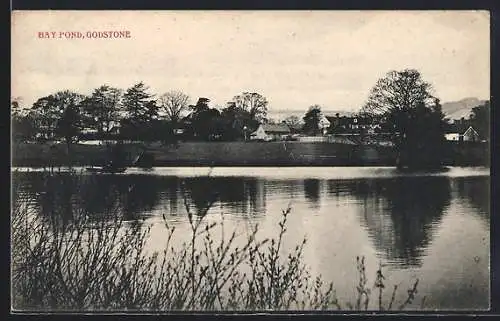 AK Godstone, Bay Pond