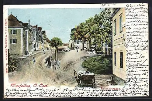 AK Neufelden /Ob.-Öst., Reichsstrasse, Panorama mit Karren