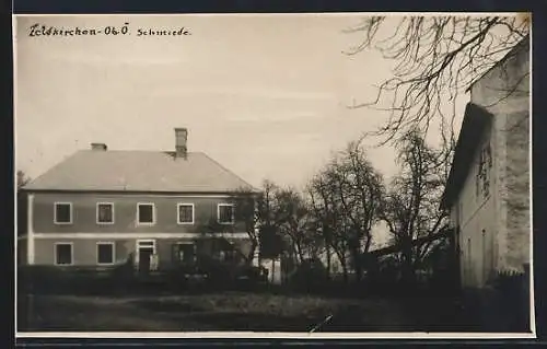 AK Feldkirchen /Ob.-Öst., Schmiede, mit Nachbargebäude