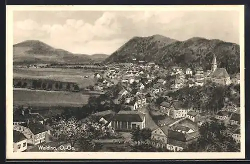 AK Walding, Gesamtansicht mit Bergen