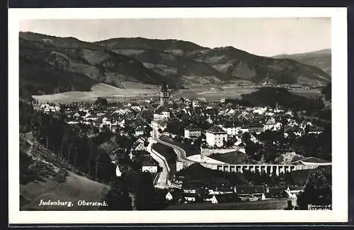 AK Judenburg, Gesamtansicht mit Kirche aus der Vogelschau