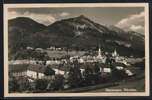 AK Hermagor /Kärnten, Totalansicht mit Bergpanorama