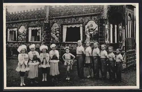 AK Berlin, Schaefer`s Märchenstadt Liliput, Teil des Ensembles