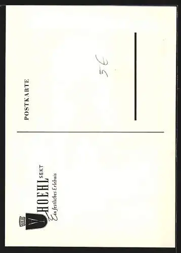 AK Ober mit einem Tablett voller Sektgläser, Hoehl Sekt