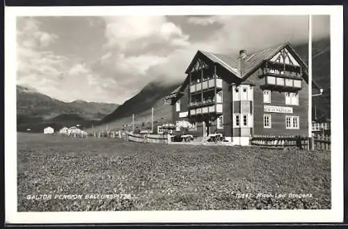 AK Galtür, Pension Ballunspitze mit Bergpanorama