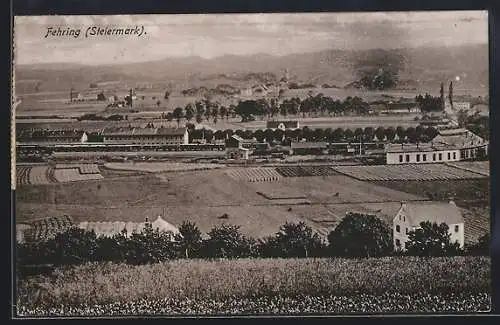 AK Fehring /Steiermark, Ortsansicht mit Feldern von einer Anhöhe aus