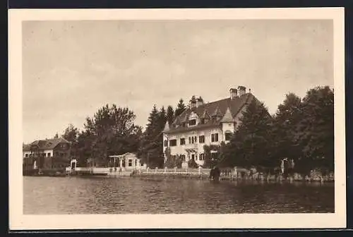 AK Millstatt, Hotel Seevilla, Panorama vom Wasser aus