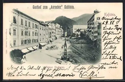 AK Kufstein, Unterer Stadtplatz mit Ballhof und Brauerei zum Auracher