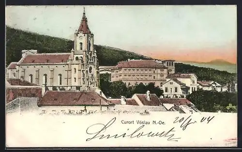 AK Vöslau /N.-Oe., Ortsansicht mit Kirche