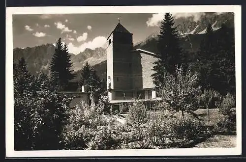 AK Innsbruck, Hungerburg, Theresienkirche mit Bergpanorama
