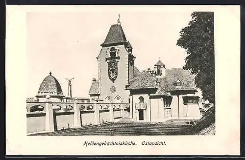AK Korneuburg, Heldenfriedhof, Heldengedächtniskirche, Ostansicht