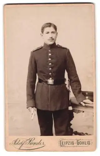 Fotografie Adolf Sander, Leipzig-Gohlis, Leipziger Strasse 12, Soldat in Uniform vom Kgl. Sächs. 10. Inf.-Rgt. Nr. 134