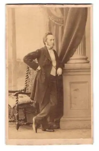 Fotografie Caldesi Blanford & Co., London, George Campbell, 8. Duke of Argyll und Lordsiegelbewahrer