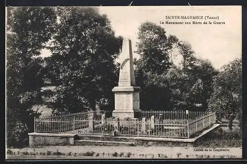 AK Sainte-Magnance /Yonne, Le Monument aux Morts de la Guerre