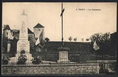 AK Thory, Le Monument