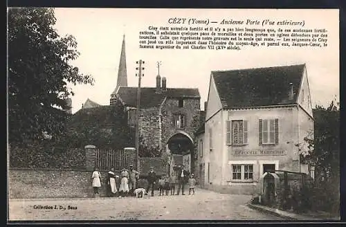 AK Cézy /Yonne, Ancienne Porte, Vue extérieure