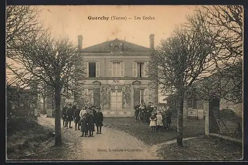 AK Guerchy, Yonne, Les Écoles