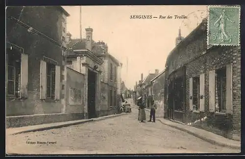 AK Sergines, Rue des Treilles