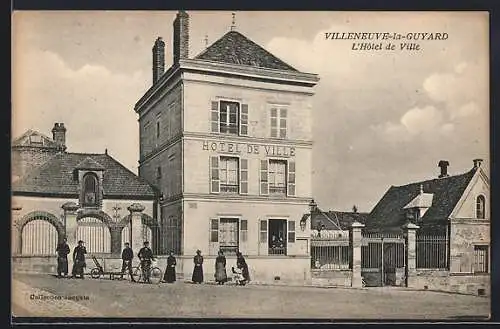 AK Villeneuve-la-Guyard, L`Hôtel de Ville