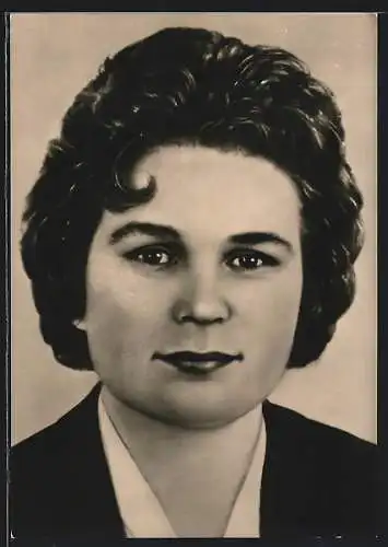 AK Unterleutnant Valentina W. Tereschkowa, 6. Kosmonautin der Sowjetunion, Wostok 6