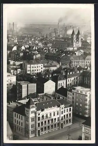 AK Mährisch Ostrau, Teilansicht mit Kirche und Fabriken