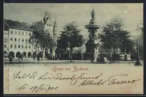 Mondschein-AK Budweis, Strassenpartie mit Brunnen
