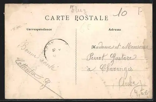 AK Mailly-le-Camp, Flugzeug in der Luft über Zelten