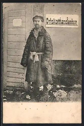 Foto-AK Jude vor der Ortskommandantur