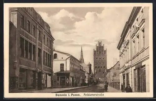 AK Demmin i. Pomm, Anklamerstrasse mit Geschäft Johannes Dahm