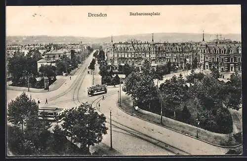 AK Dresden-Striesen, Strassenbahnen auf dem Barbarossaplatz