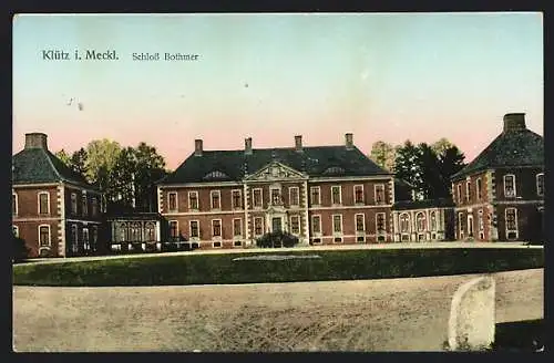 AK Klütz i. Meckl., Schloss Bothmer mit Vorhof