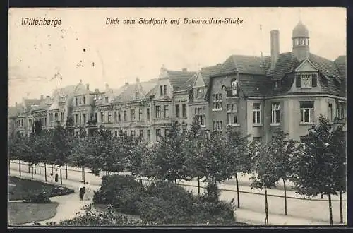 AK Wittenberge, Blick vom Stadtpark auf Hohenzollern-Strasse
