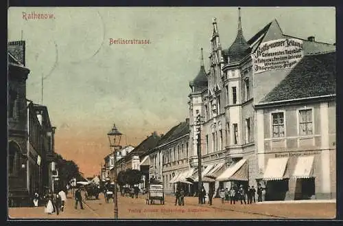 AK Rathenow, Berlinerstrasse mit Geschäften