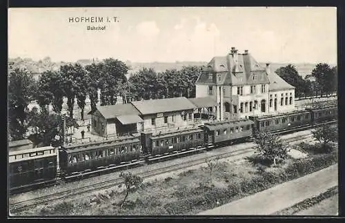 AK Hofheim i. T., Bahnhof mit Zug