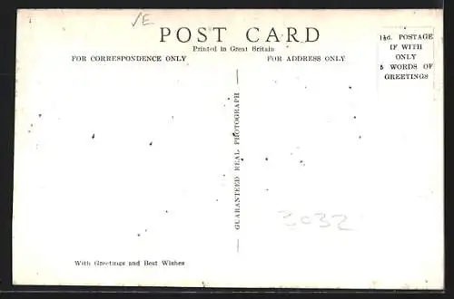 AK Kriegsschiff HMS Newcastle auf See