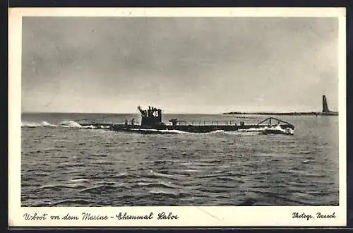 AK Laboe, U-Boot vor dem Marine-Ehrenmal