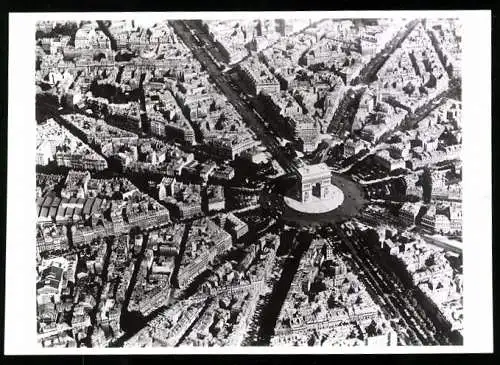 Fotografie H.C.R.F.A., Mayence, Ansicht Paris, Blick auf den Triumpfbogen am Place Charles de Gaulle