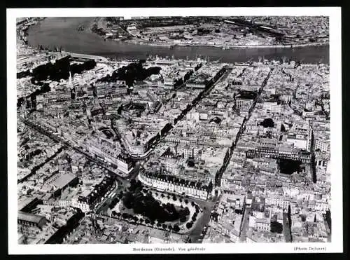 Fotografie Delvert, Ansicht Bordeaux, Vue generale, Gesamtansicht vom Flugzeug aus
