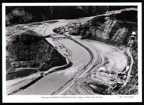Fotografie Baranger, Ansicht Serre-Poncon, Bau des Staudamm mit Umleitung des Flusses