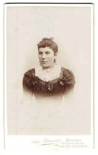 Fotografie Chr. Hansen, Schleswig, Am Damm 101, Porträt einer eleganten Dame