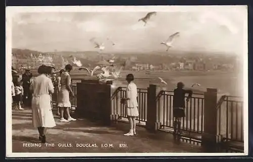 AK Douglas, Feeding the Gulls
