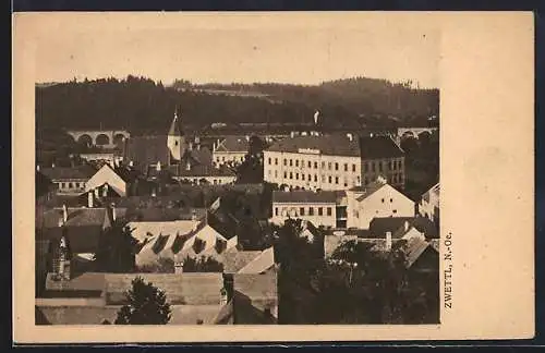 AK Zwettl /N. Ö., Teilansicht mit Viadukt aus der Vogelschau