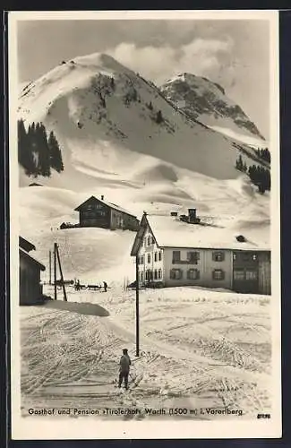 AK Warth, Gasthof und Pension Tirolerhof mir Skifahrer