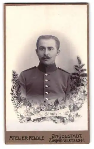 Fotografie Atelier Feldle, Ingolstadt, Ziegelbräustrasse 1, Soldat in Uniform