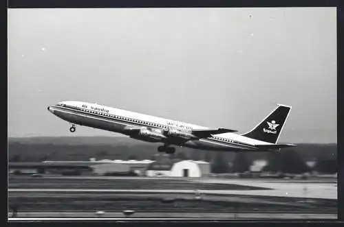 Fotografie Flugzeug Boeing 707 der Saudia Air Cargo