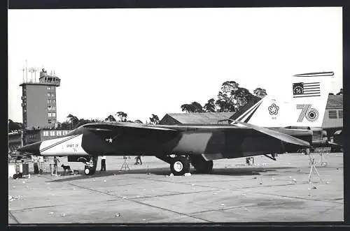 Fotografie Flugzeug General Dynamics F-111 Spirit of 76 der USAF auf dem Stützpunkt Ramstein